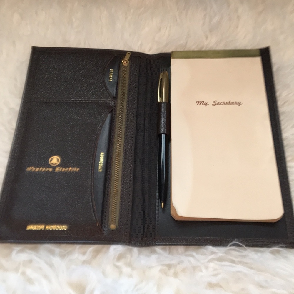 Vintage English Morocco organizer